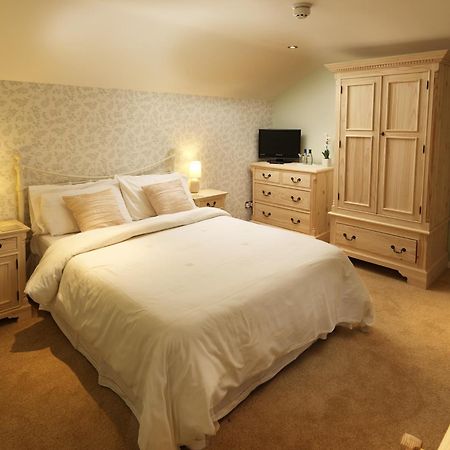 Singleton Lodge Country House Hotel Poulton-le-Fylde Szoba fotó